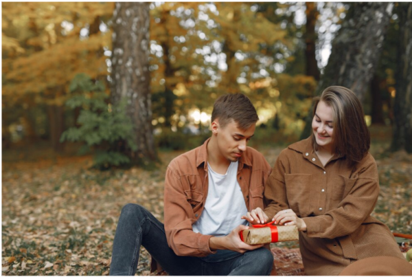 5 Ide Hadiah Ulang Tahun Untuk Pacar yang Paling Berkesan